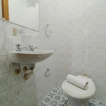 Vibescoruna- Marchesi 10 * A Coruña